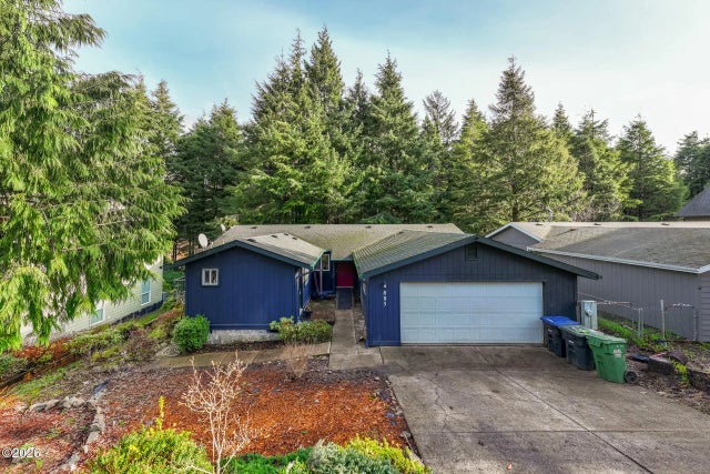 885 Sw Dolores Drive, Waldport