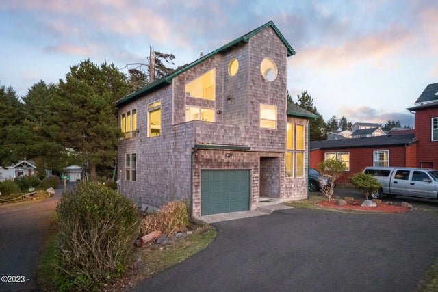 2260 Sw Bard Loop, Lincoln City