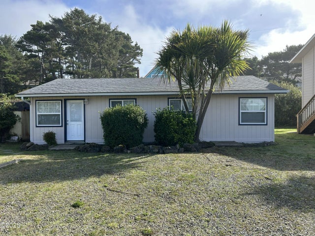 5323 Sw Pacific Coast Highway, Waldport