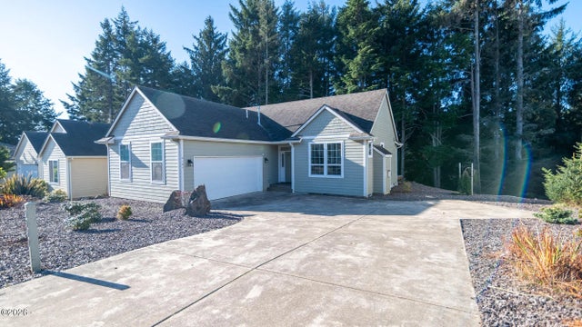 4161 Se Inlet Avenue, Lincoln City