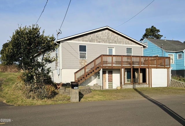 1435 Ne 12th Street, Lincoln City