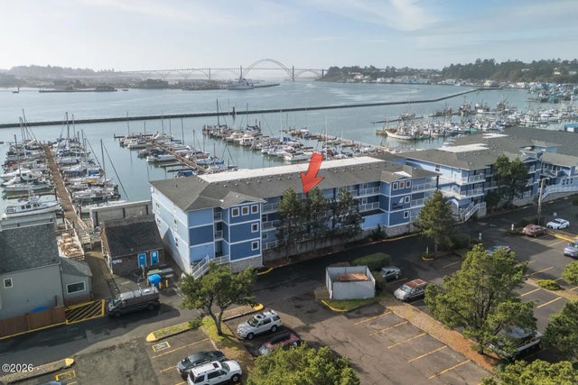 890 Se Bay Boulevard 305, Newport
