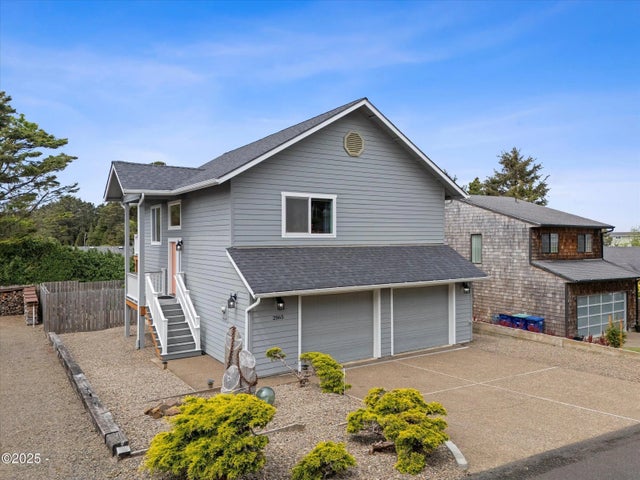 2865 Nw Neptune Avenue, Lincoln City