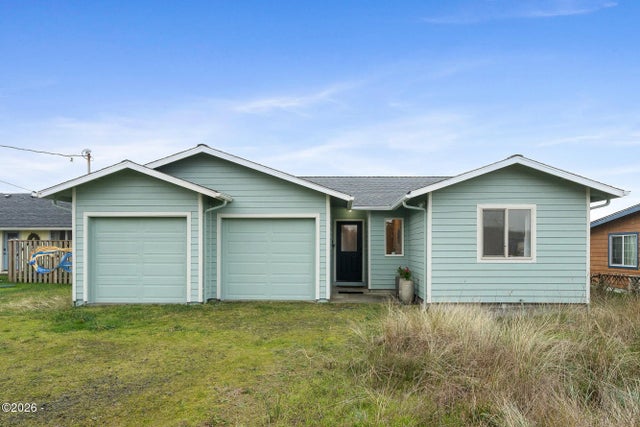 1801 Nw Dolphin Lane, Waldport