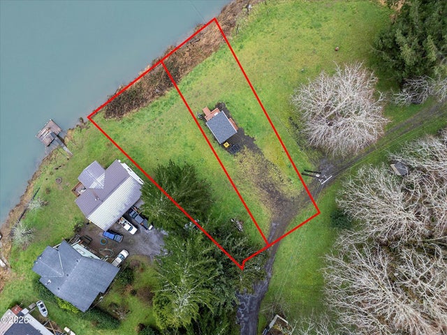 8332 Siletz Highway, Lincoln City
