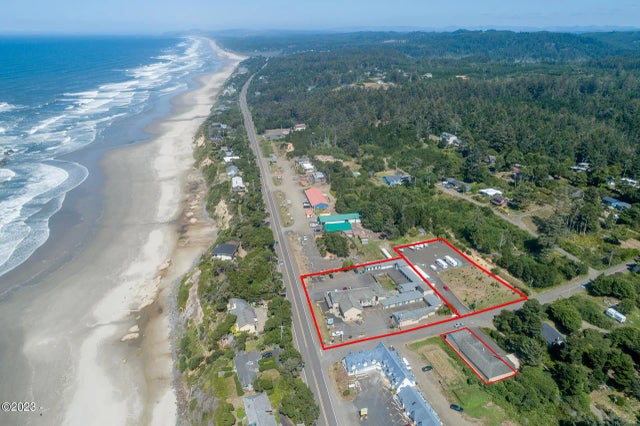 10645 Oregon Coast Highway, Seal Rock