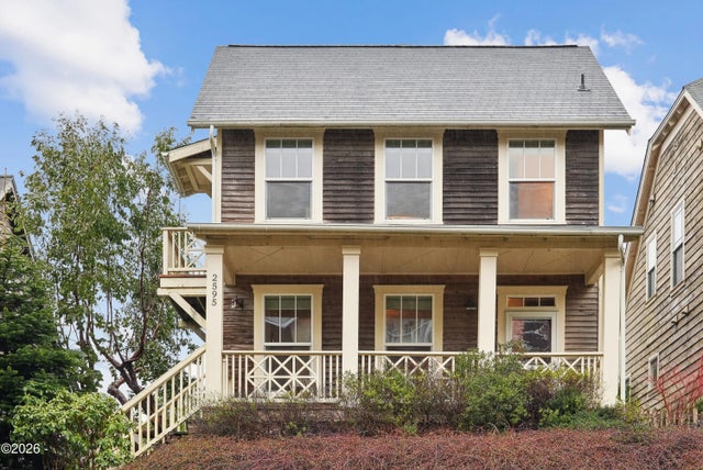 2595 Sw Barnacle Avenue, Lincoln City