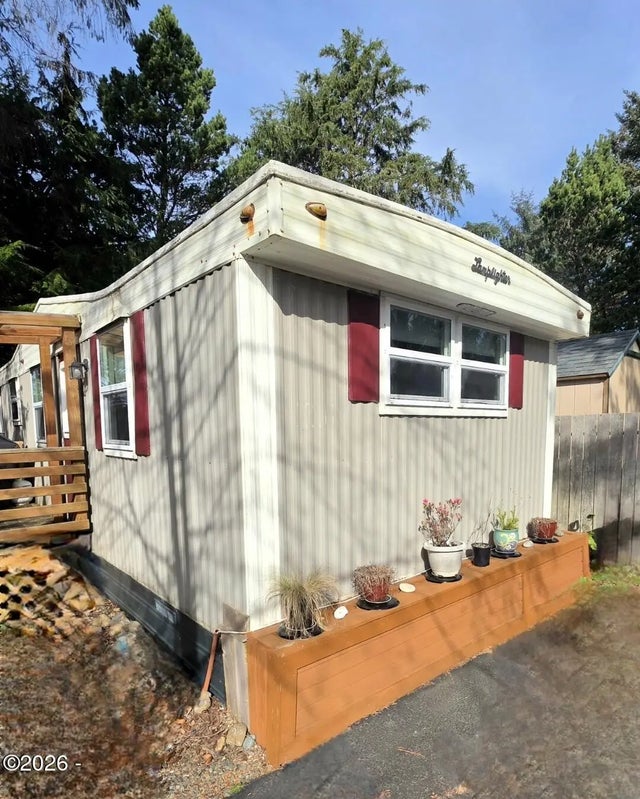 4875 N Highway 101 84, Depoe Bay