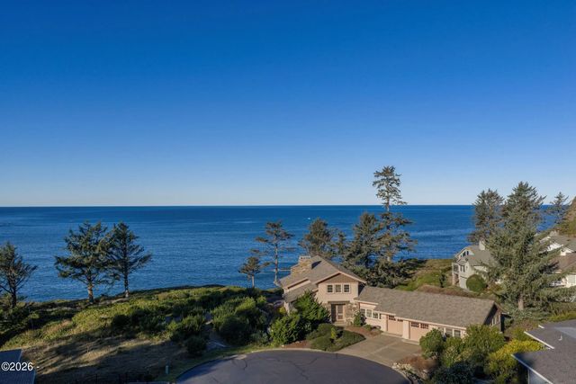 218 Sea Crest Place, Otter Rock