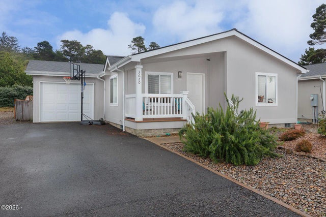 3620 Sea Mist Avenue, Depoe Bay