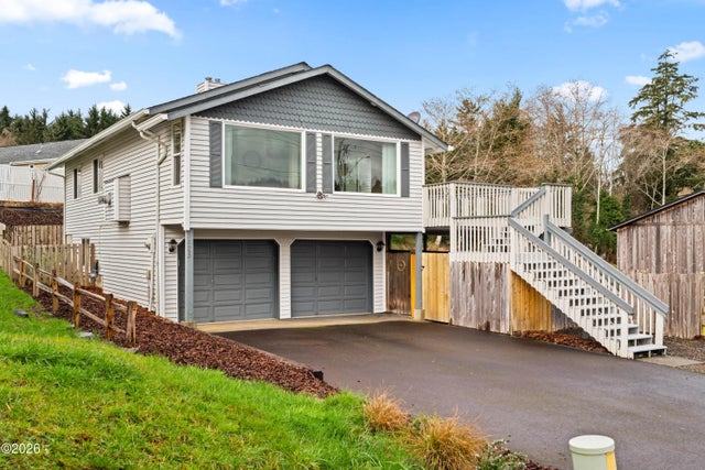 3825 Ne West Devils Lake Road, Lincoln City