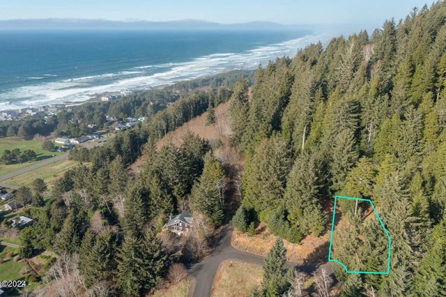 509 Creekside Lane, Yachats