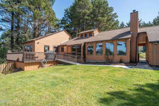 7376 Sw Burl Drive, Waldport