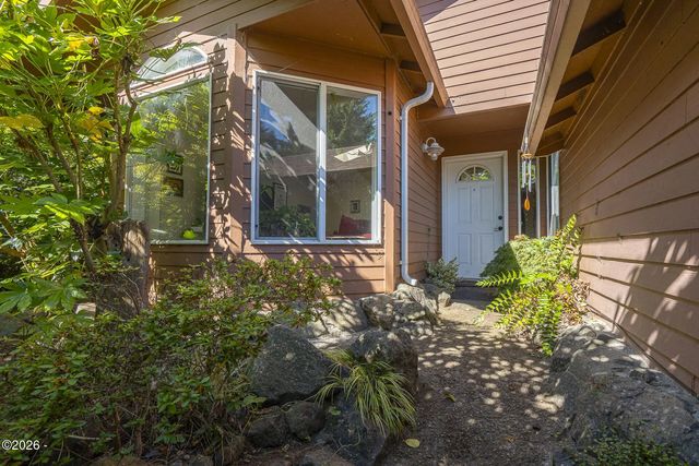 2085 Ne Tide Ave Avenue, Lincoln City