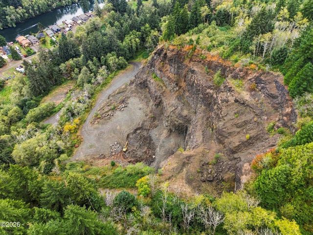 3771 Siletz Highway, Lincoln City