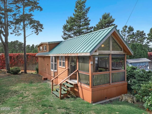 3700 N Hwy 101 Spc #2, Depoe Bay