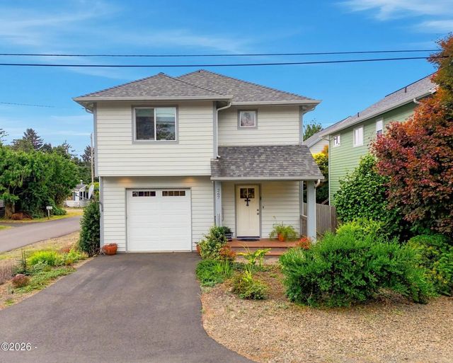 267 Se Tide Ave Avenue, Lincoln City