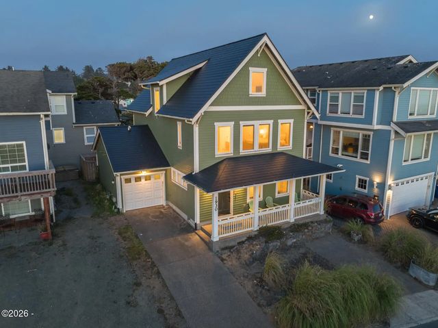 1930 Nw Harbor Avenue, Lincoln City
