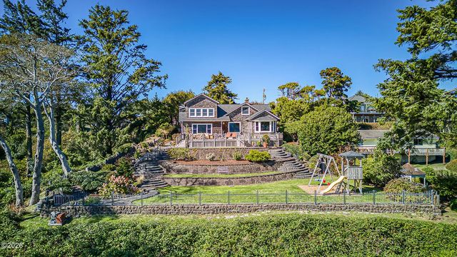 241 Sw 12th Street, Newport