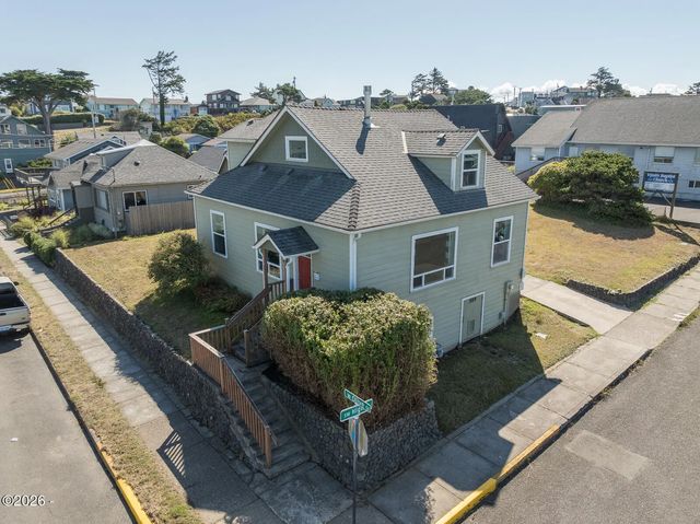589 W Olive Street, Newport