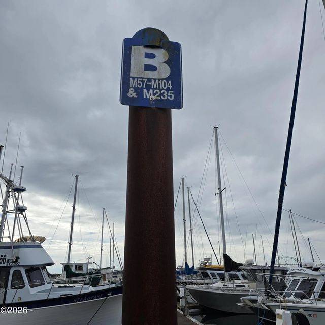 1000 Se Bay Boulevard M-73, Newport