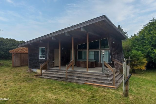 1041 Sw Wakonda Beach Road, Waldport