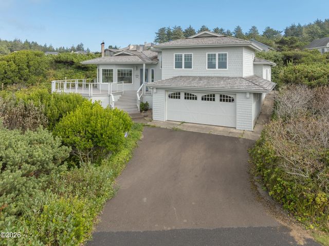 4487 Nw Hidden Lake Loop, Waldport