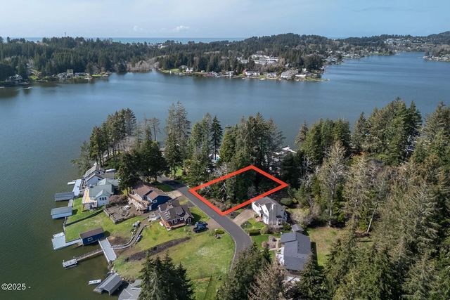4191 Ne 20th St Street, Otis