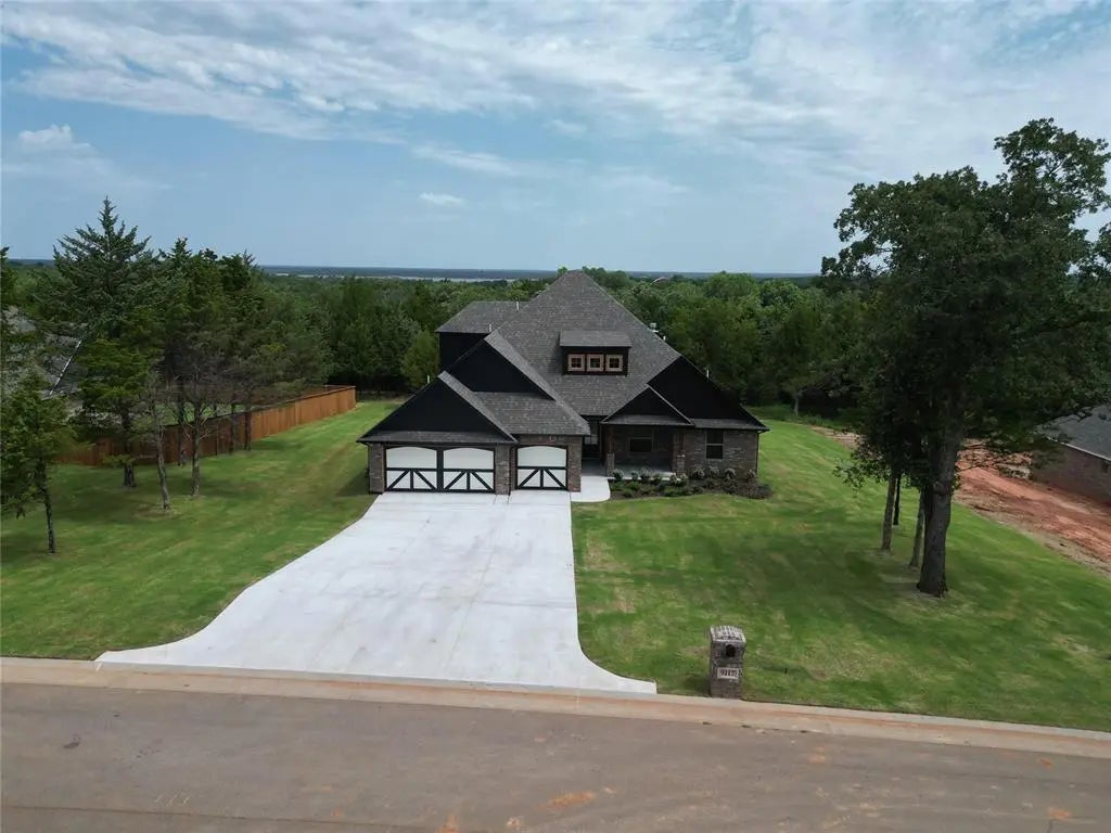 Homes for Sale located at 9117 Ne 141st Street, in the city of Edmond, OK 73049