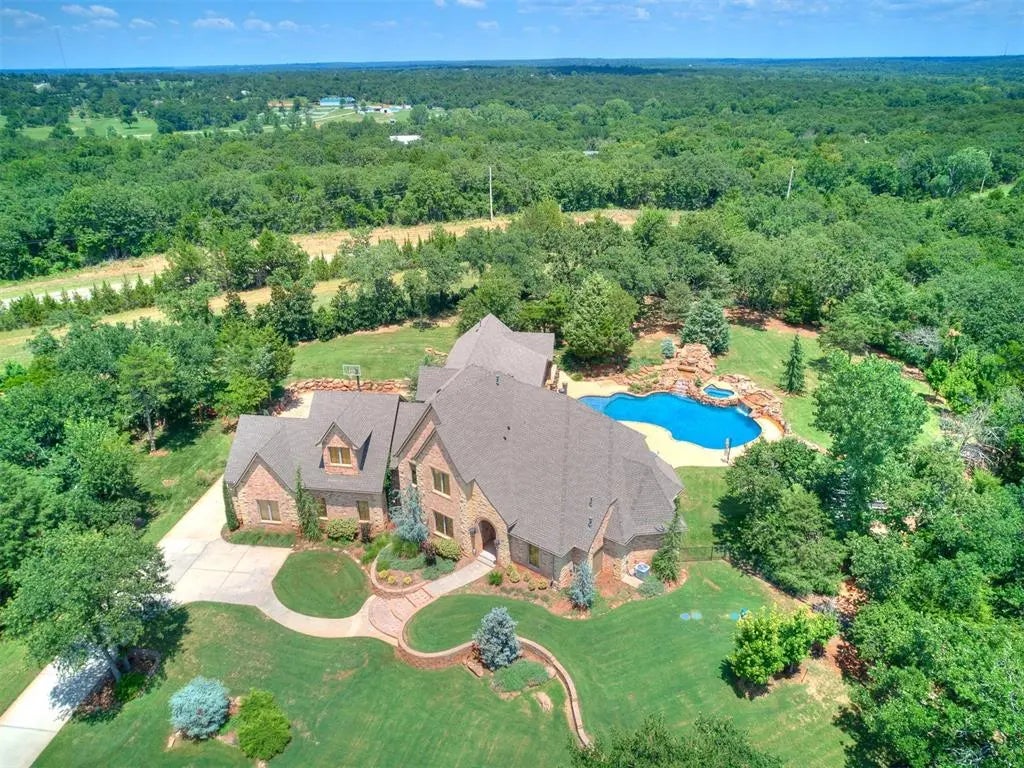 Homes for Sale located at 1101 Rockland Ridge, in the city of Norman, OK 73026