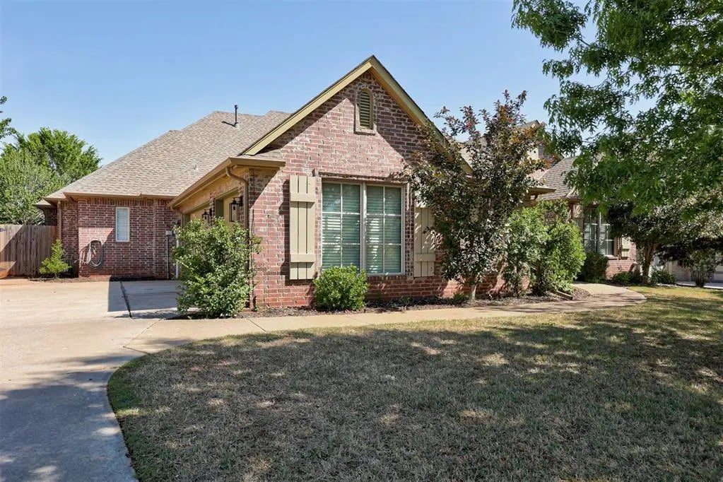Homes for Sale located at 917 Wb Meyer Parkway, in the city of Edmond, OK 73025