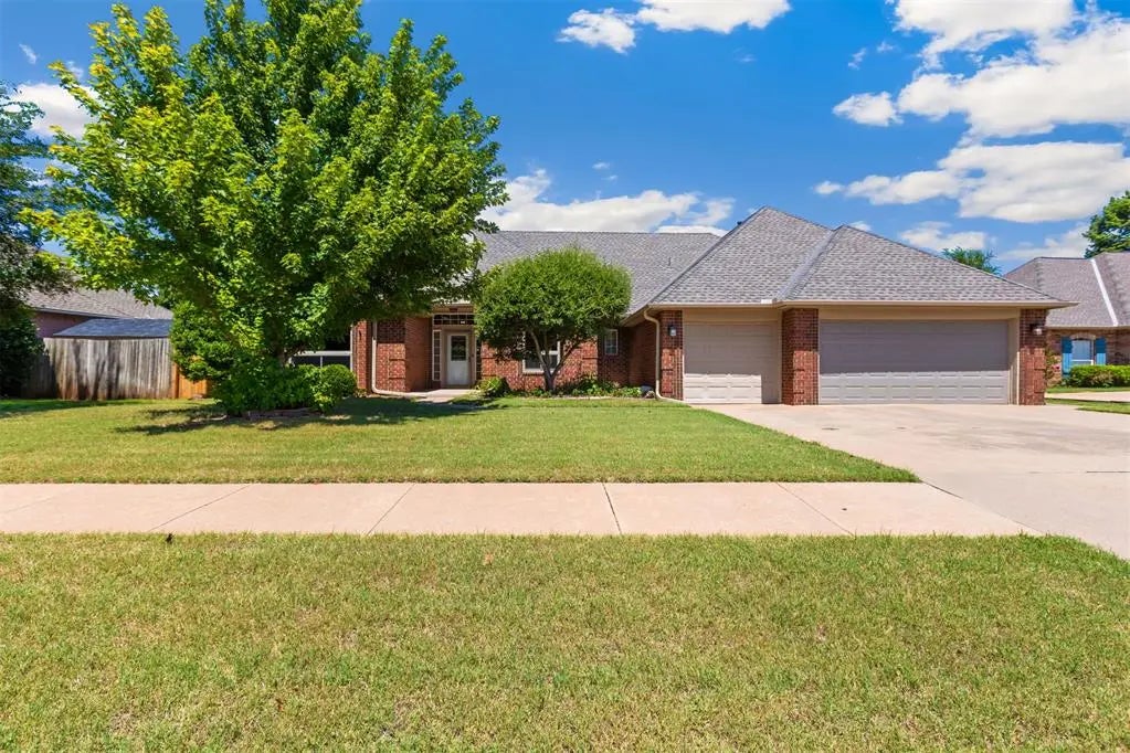 Residential Real Estate for Sale located in the neighborhood of Fenwick Sec 1, in the city of Edmond, OK