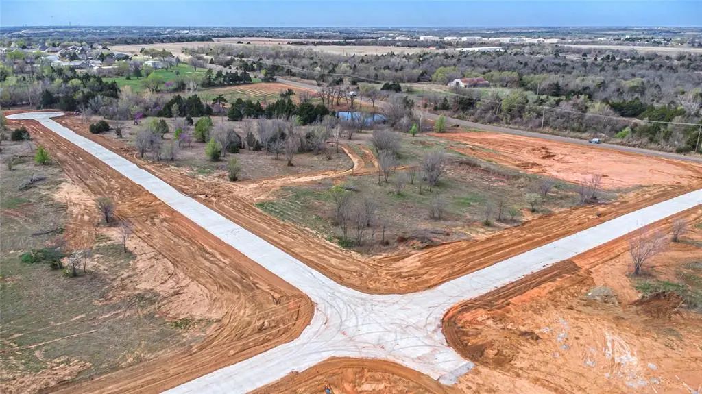 Land Real Estate for Sale located in the neighborhood of Settler’s Point, in the city of Guthrie, OK