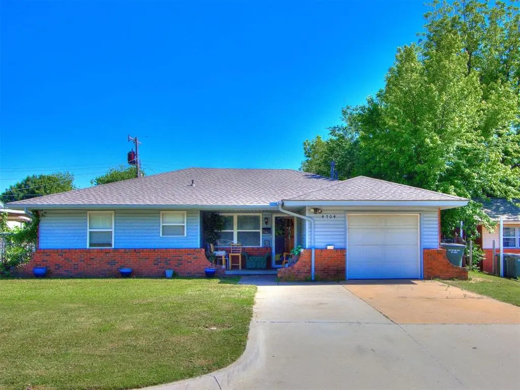 Residential Real Estate for Sale located in the neighborhood of Del Crest Heights, in the city of Oklahoma City, OK