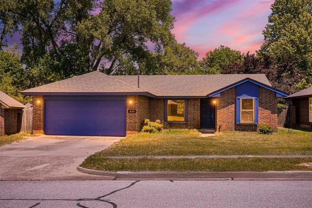 Residential for Sale by 809 Coopers Hawk Drive in the Norman, located in the neighborhood of Eagle Cliff