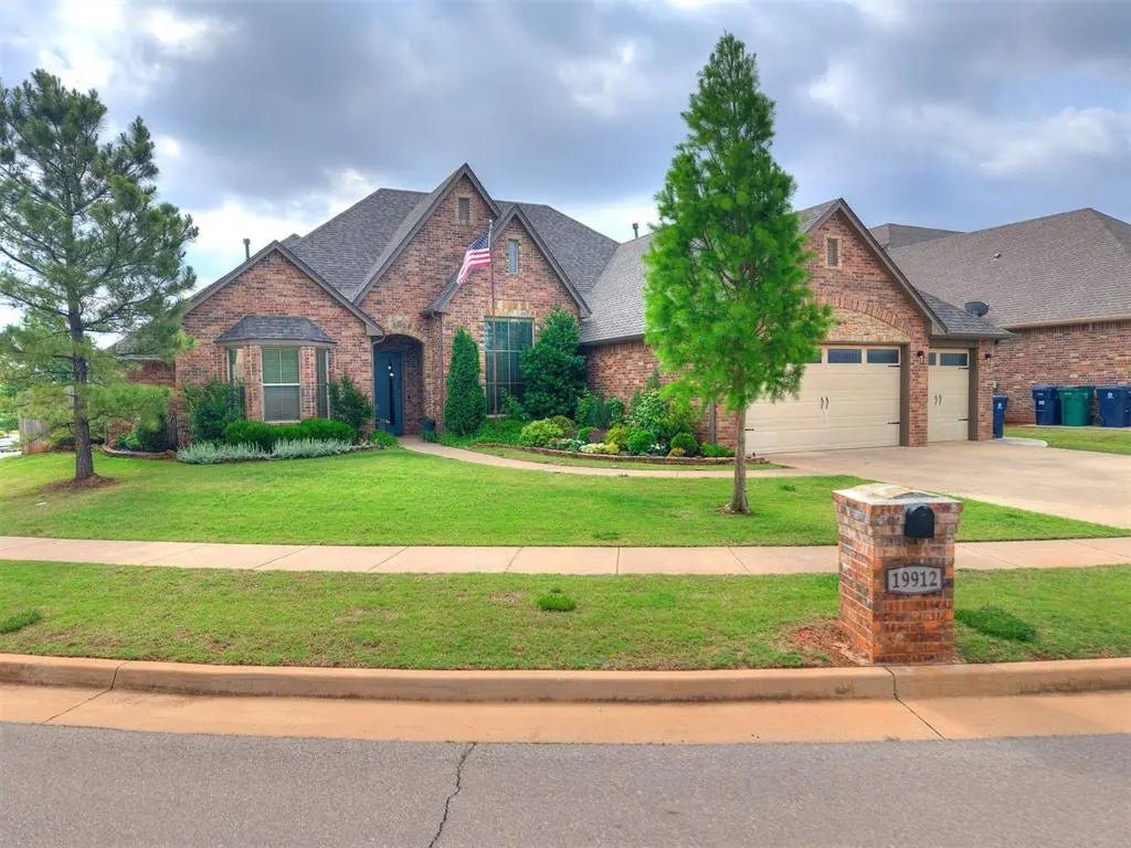 19912 Coverton Way, Edmond