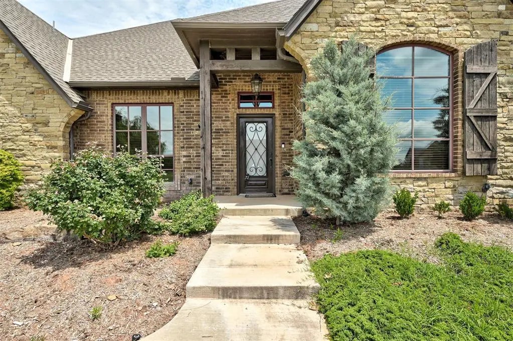 22090 White Pine Circle, Edmond