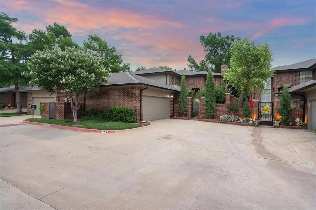 6206 Waterford Boulevard 78, Oklahoma City