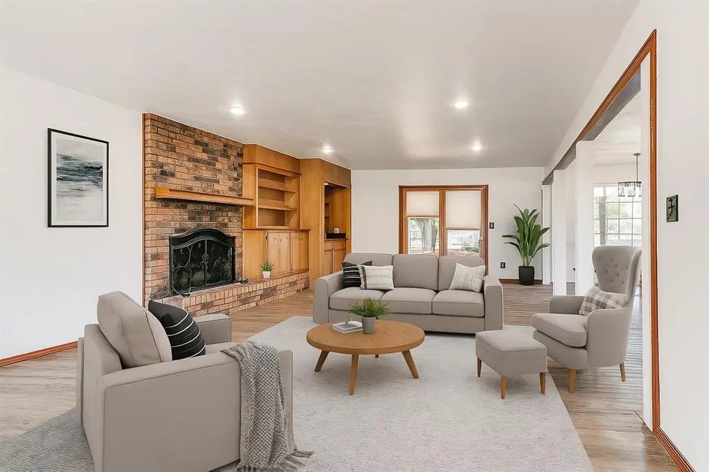 Residential Real Estate for Sale located in the neighborhood of Crossroads West 2, in the city of Norman, OK