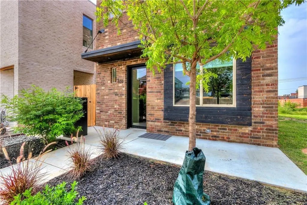 Homes for Sale located at 616 Nw 6th Street, in the city of Oklahoma City, OK 73102