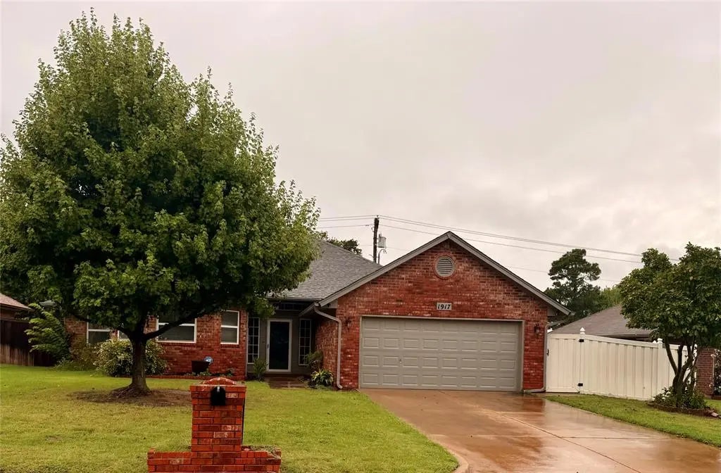 1917 Goldenrod Lane, Midwest City, OK, 73130 - Windsong Sec 3 Ph 2 - 1176208, Residential