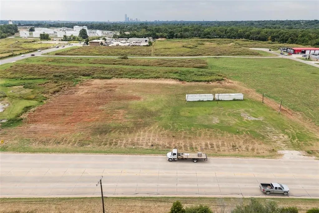 N Sooner Road, Oklahoma City
