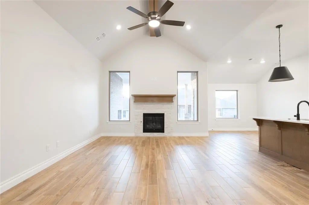 Residential Real Estate for Sale located in the neighborhood of Delmer Lakes North, in the city of Edmond, OK