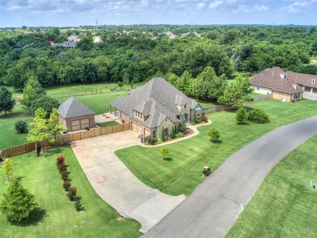 10925 San Lorenzo Drive, Oklahoma City, OK, 73173 - Rio De Bella 2 - 1181132, Residential