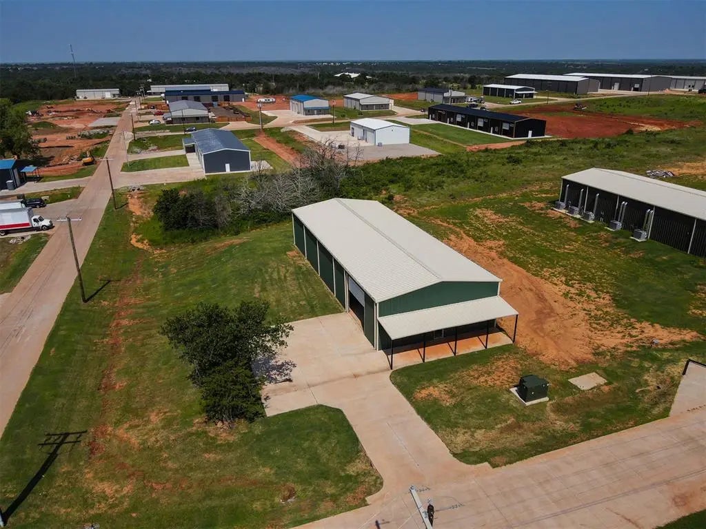 Homes for Sale located at 11771 Maui Lane, in the city of Edmond, OK 73034