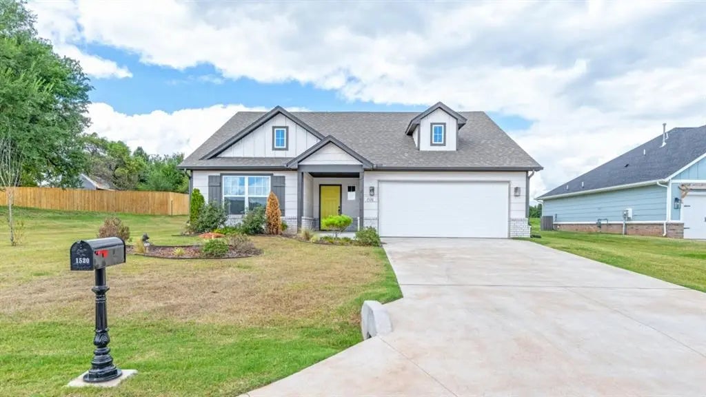 Residential Real Estate for Sale located in the neighborhood of Prairie Pointe Estates, in the city of Guthrie, OK