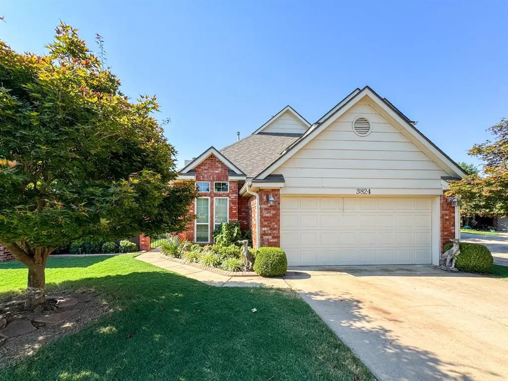 3824 Highpoint Court, Norman