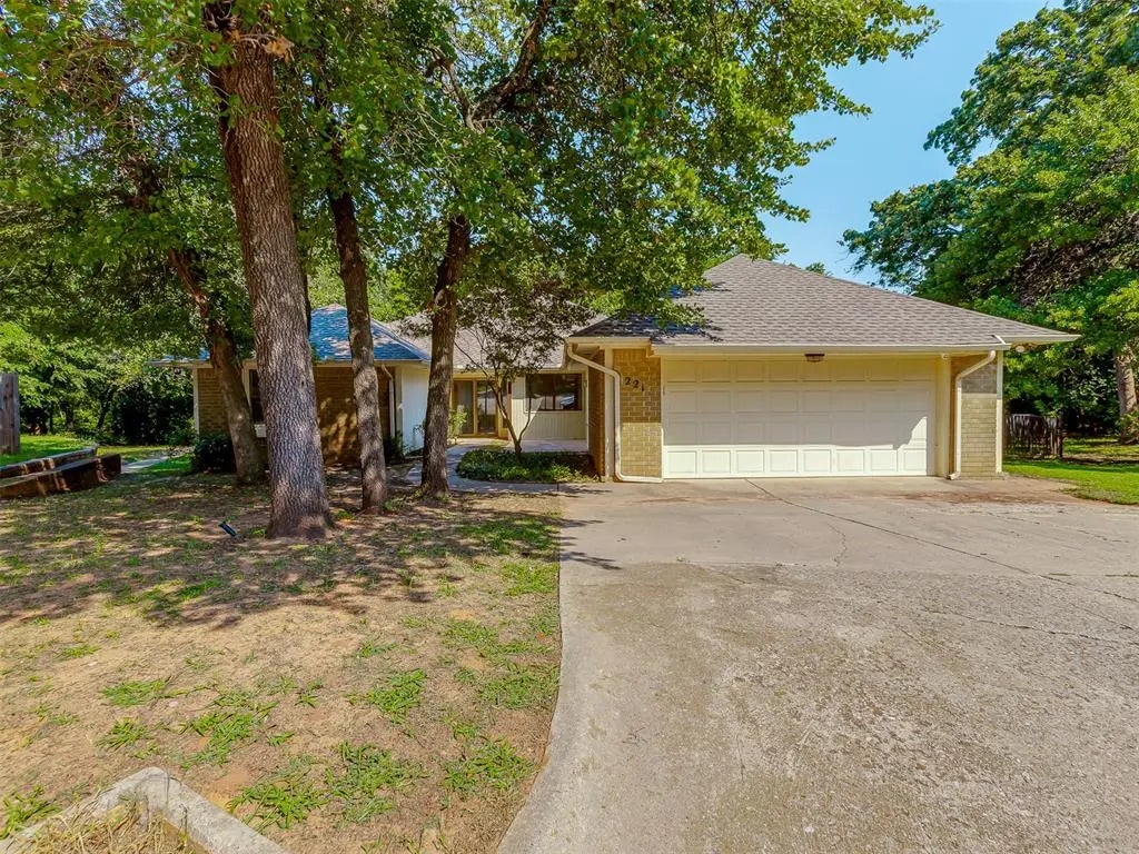 221 Windover Cove, Midwest City, OK, 73130 - Eastwood Sec 1 - 1185103, Residential