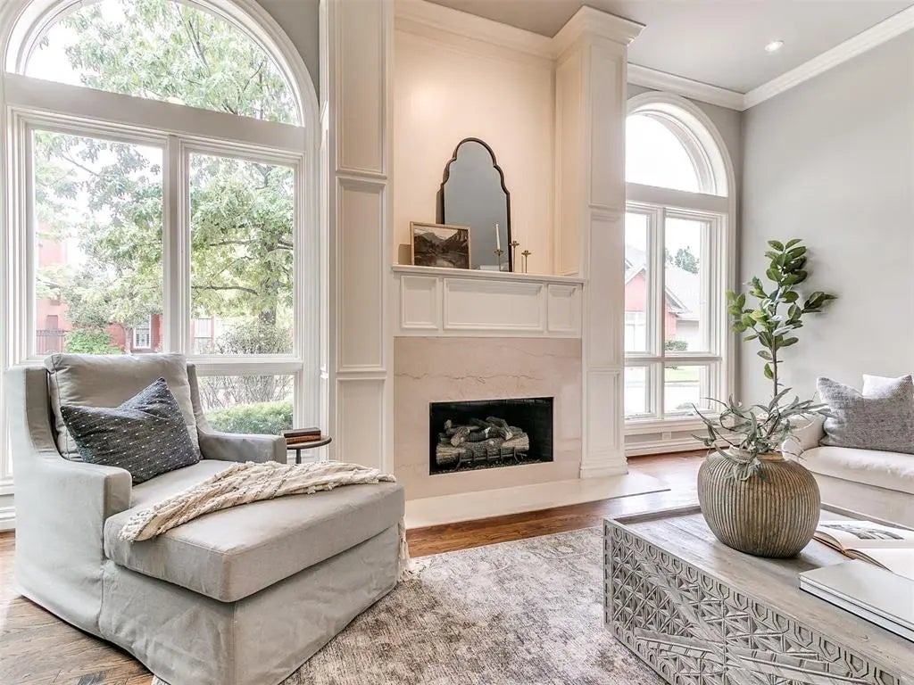 Residential Real Estate for Sale located in the neighborhood of THE COMMONS CONDOMINIUMS   Block 000  Lot 000, in the city of Oklahoma City, OK