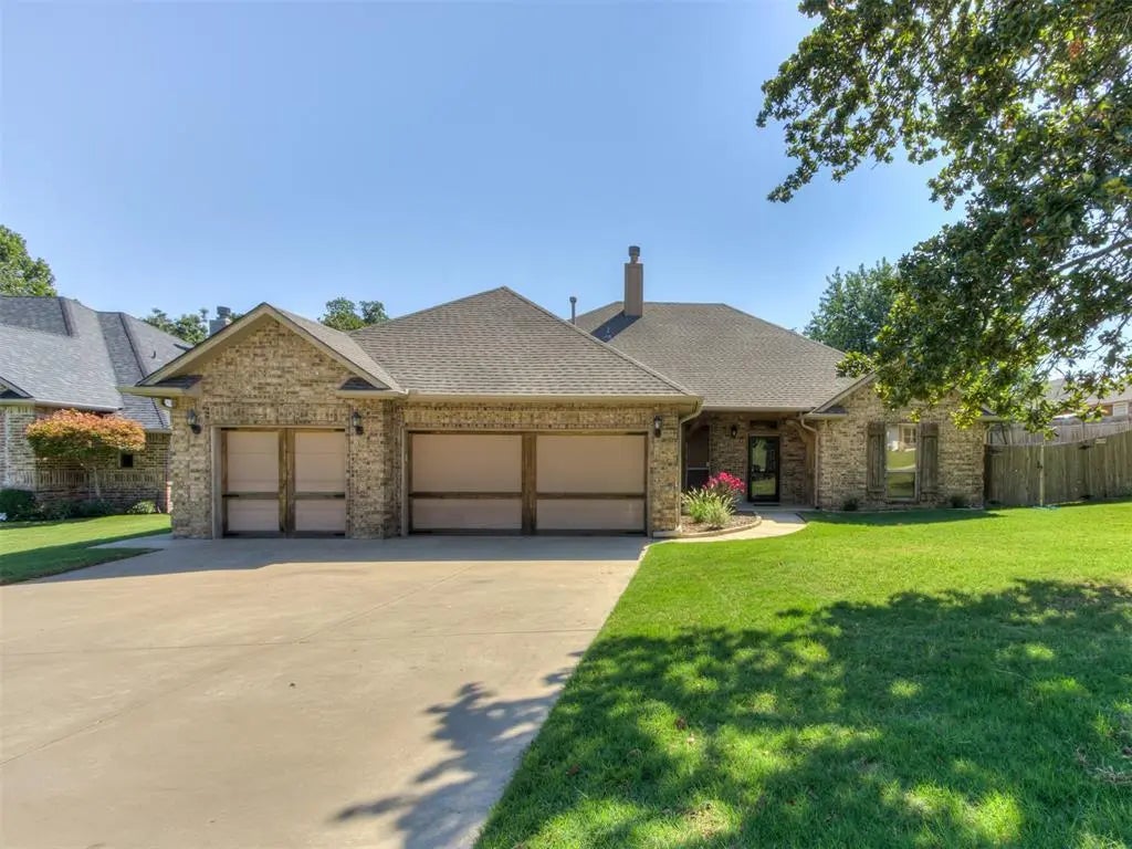 Residential Real Estate for Sale located in the neighborhood of Unplatted, in the city of Midwest City, OK